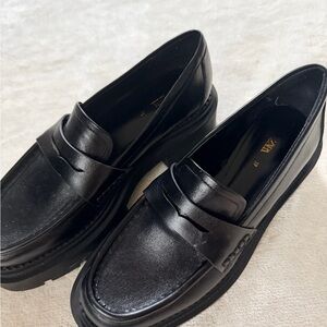 Zara Black Leather Loafers
